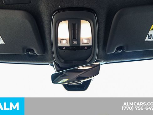 Used 2022 Volvo XC40 P8 Recharge Ultimate image 62