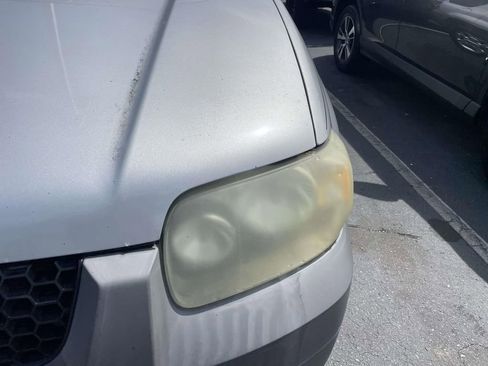 Used 2007 Ford Escape XLT image 9