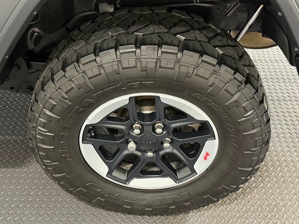Used 2018 Jeep Wrangler Unlimited Sport S AWD/4WD image 19