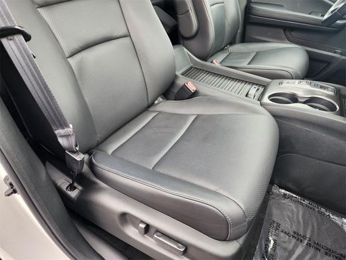 Used 2023 Honda Passport EX-L image 19
