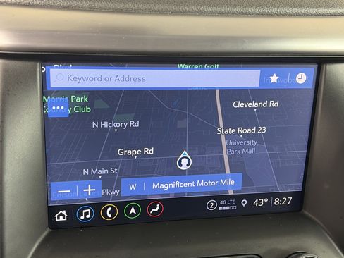 Used 2023 GMC Acadia AT4 AWD/4WD image 23