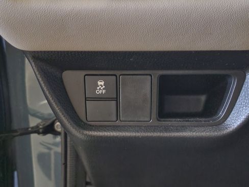 Used 2023 Honda HR-V LX image 21