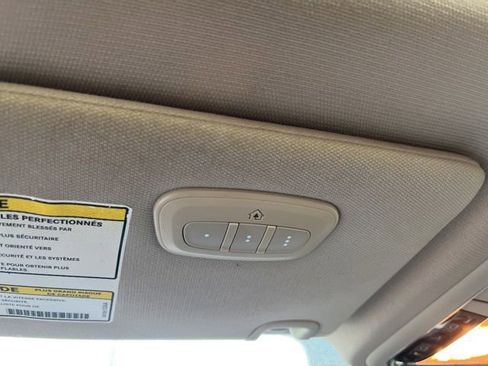 Used 2016 Jeep Cherokee Limited FWD image 32