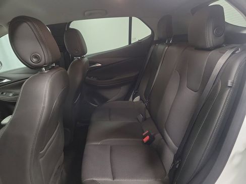 Used 2025 Buick Encore GX Preferred FWD image 19