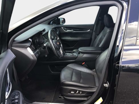 Used 2021 Cadillac XT5 Premium Luxury FWD image 9