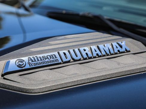 Used 2024 Chevrolet Silverado 3500 High Country image 23