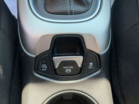 Used 2019 Jeep Compass High Altitude AWD/4WD image 36
