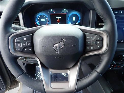 New 2026 Ford Bronco Badlands AWD/4WD image 13