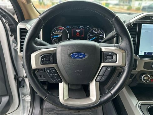 Certified 2022 Ford F250 Lariat w/ Lariat Ultimate Package image 15