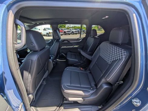 New 2026 GMC Acadia Denali w/ Super Cruise Package AWD/4WD image 30