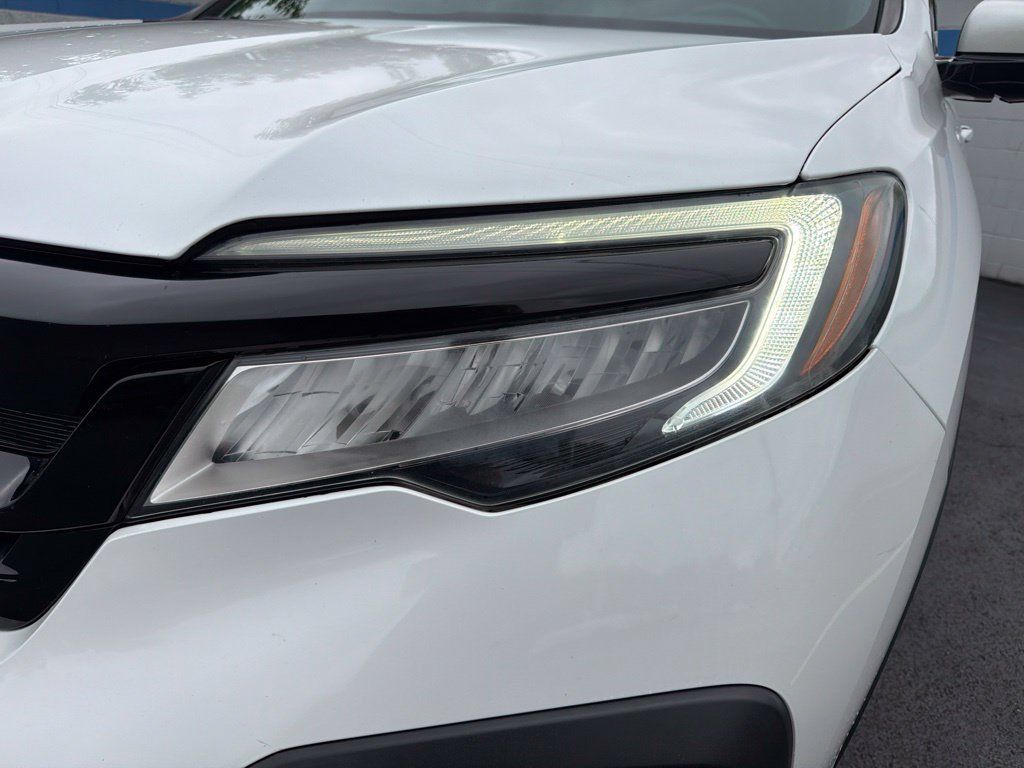 Used 2021 Honda Pilot Black Edition image 9