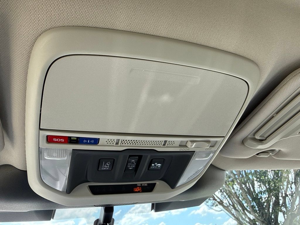 Used 2024 Subaru Forester Premium AWD/4WD image 19