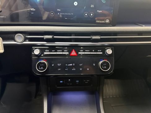 Used 2025 Hyundai Tucson SEL AWD/4WD image 19