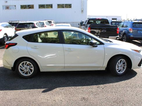 New 2025 Subaru Impreza 2.0i image 13