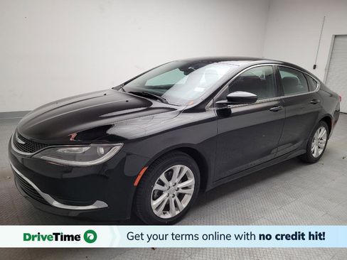 Used 2015 Chrysler 200 Limited w/ Convenience Group image 1