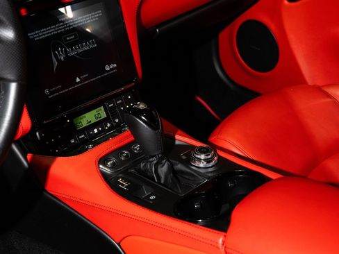 Used 2018 Maserati GranTurismo Sport RWD image 34