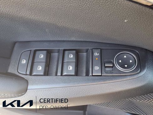 Certified 2026 Kia Seltos EX w/ EX Sunroof Package image 10