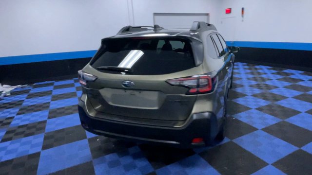 Used 2023 Subaru Outback Onyx Edition XT AWD/4WD image 7