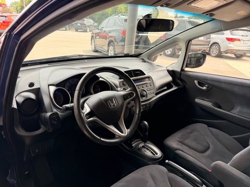 Used 2011 Honda Fit Sport image 9