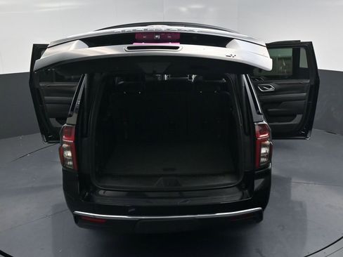 Used 2024 Chevrolet Suburban LT image 22