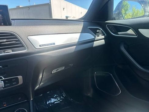 Used 2018 Audi Q3 2.0T Premium Plus w/ Premium Plus Package AWD/4WD image 21