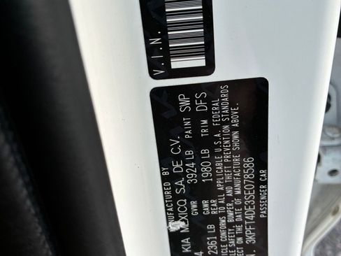 Used 2025 Kia K4 LXS image 10