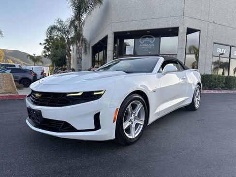 Used 2020 Chevrolet Camaro LT image 7