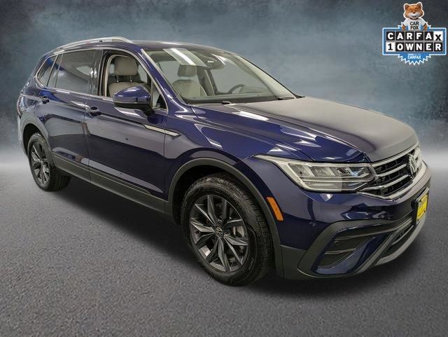 Used 2022 Volkswagen Tiguan SE AWD/4WD image 3