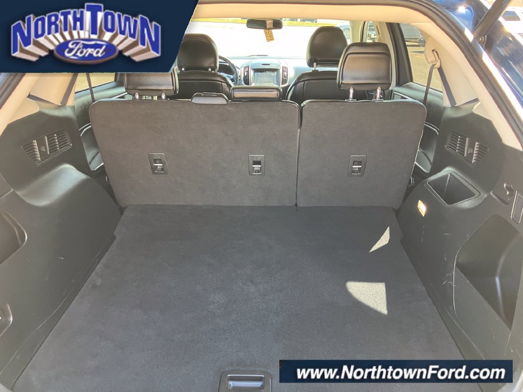 Used 2019 Ford Edge SEL w/ Equipment Group 201A AWD/4WD image 21