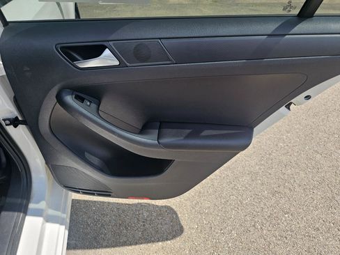 Used 2014 Volkswagen Jetta S FWD image 17