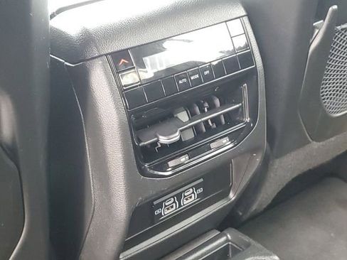 Used 2023 Jeep Grand Cherokee L Laredo AWD/4WD image 28