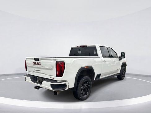 Certified 2023 GMC Sierra 2500 AT4 w/ AT4 Preferred Package image 8