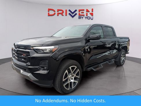 Used 2024 Chevrolet Colorado Z71 w/ Z71 Convenience Package 2 image 1