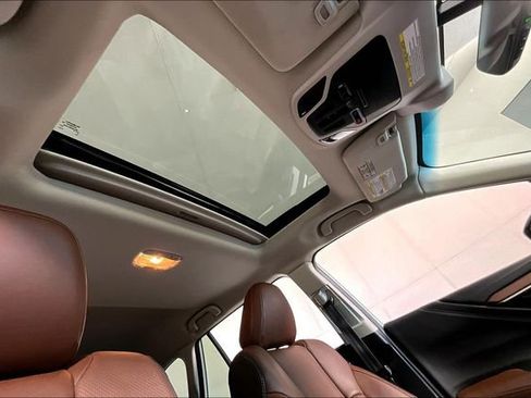 Used 2022 Subaru Outback Touring image 22