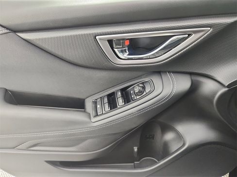 Used 2023 Subaru Forester Premium image 9