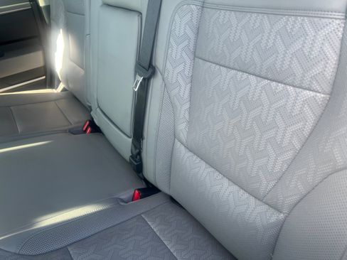 Used 2022 Toyota Tundra Limited image 13