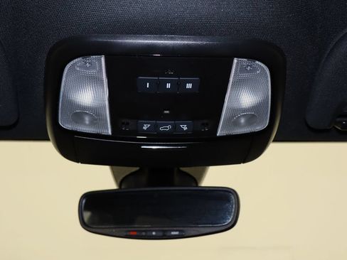 Used 2022 Dodge Durango R/T w/ Blacktop Package AWD/4WD image 27