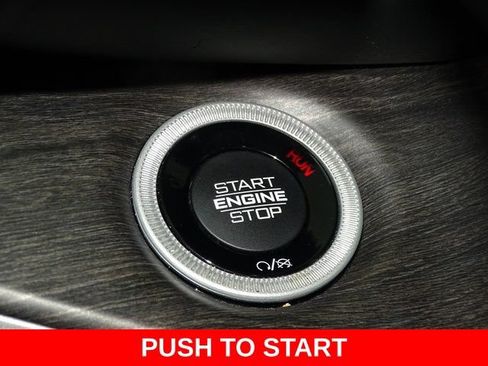 Used 2022 Jeep Grand Cherokee Limited 4xe AWD/4WD image 9