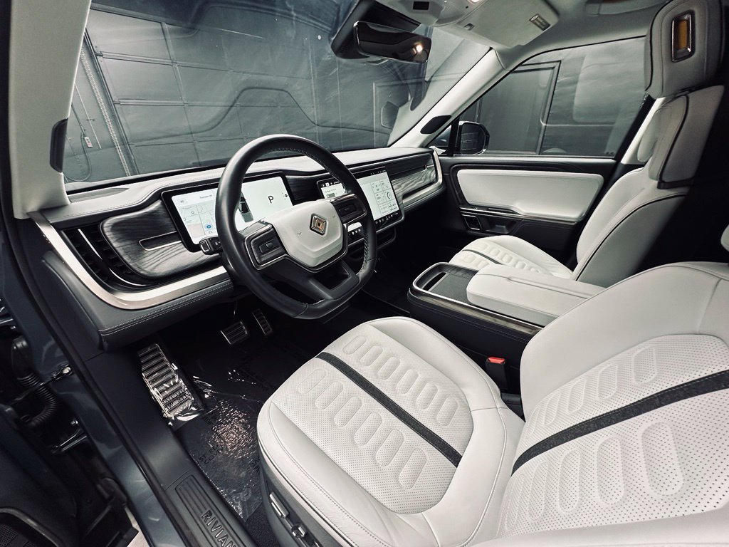 Used 2022 Rivian R1T Adventure AWD/4WD image 17