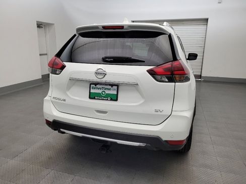 Used 2020 Nissan Rogue SV FWD image 7