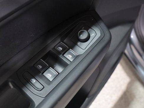 Used 2019 Volkswagen Atlas SE AWD/4WD image 13