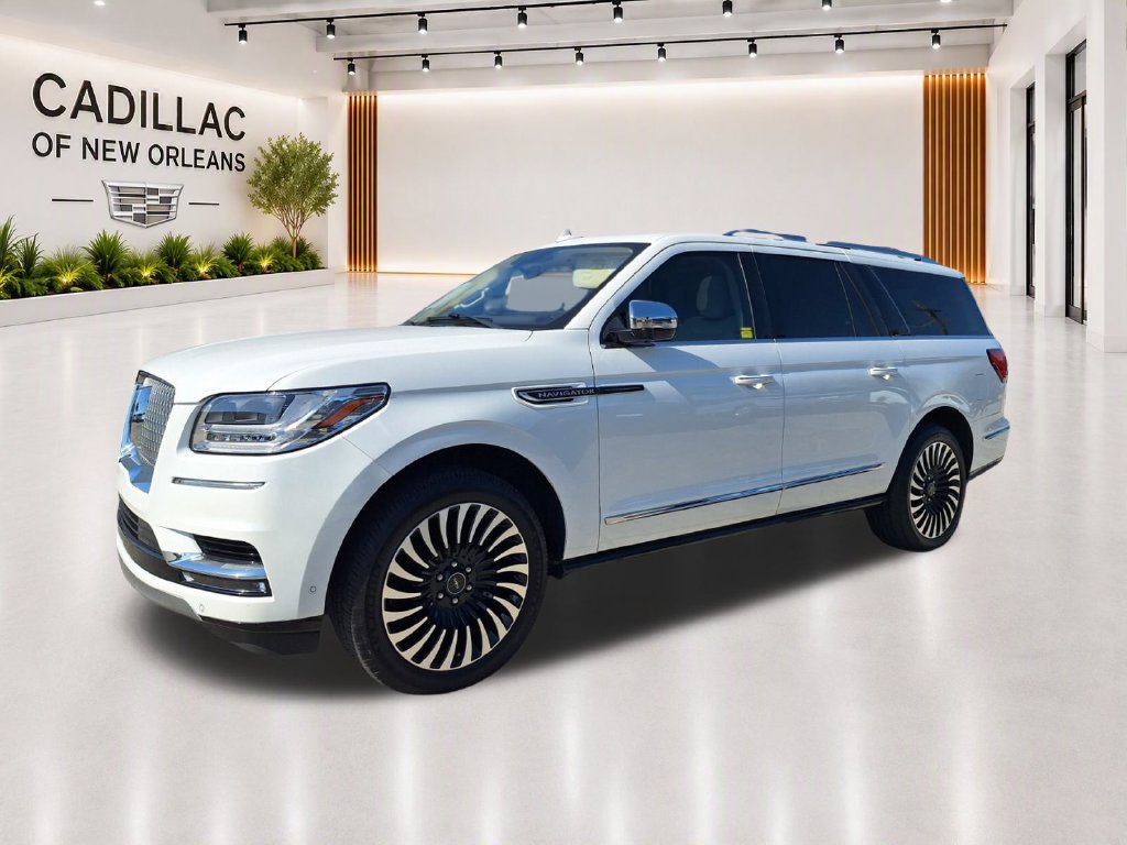 Used 2021 Lincoln Navigator L Black Label w/ Cargo Convenience Package AWD/4WD image 8