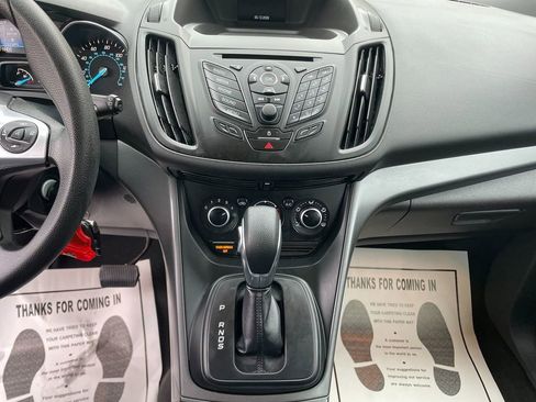 Used 2016 Ford Escape S FWD image 21