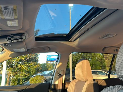 Certified 2025 Subaru Outback Premium w/ Popular Package #1A image 7