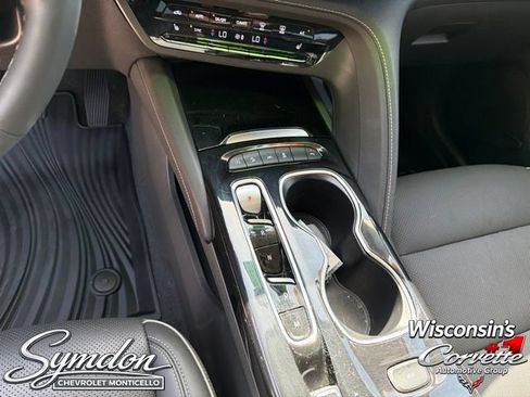 Used 2023 Buick Envision Essence AWD/4WD image 13