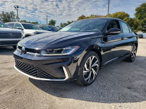 New 2026 Volkswagen Jetta SEL image 4