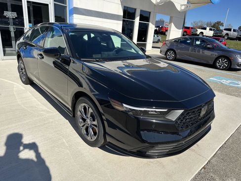 New 2025 Honda Accord EX-L image 10