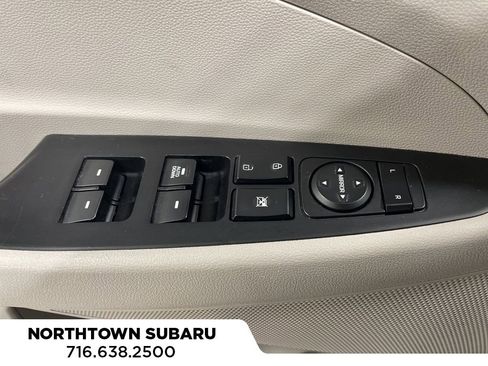 Used 2020 Hyundai Tucson SE image 23