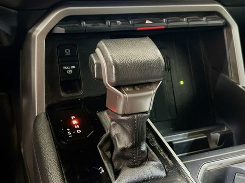 Used 2023 Toyota Tundra Limited w/ Power Package AWD/4WD image 14