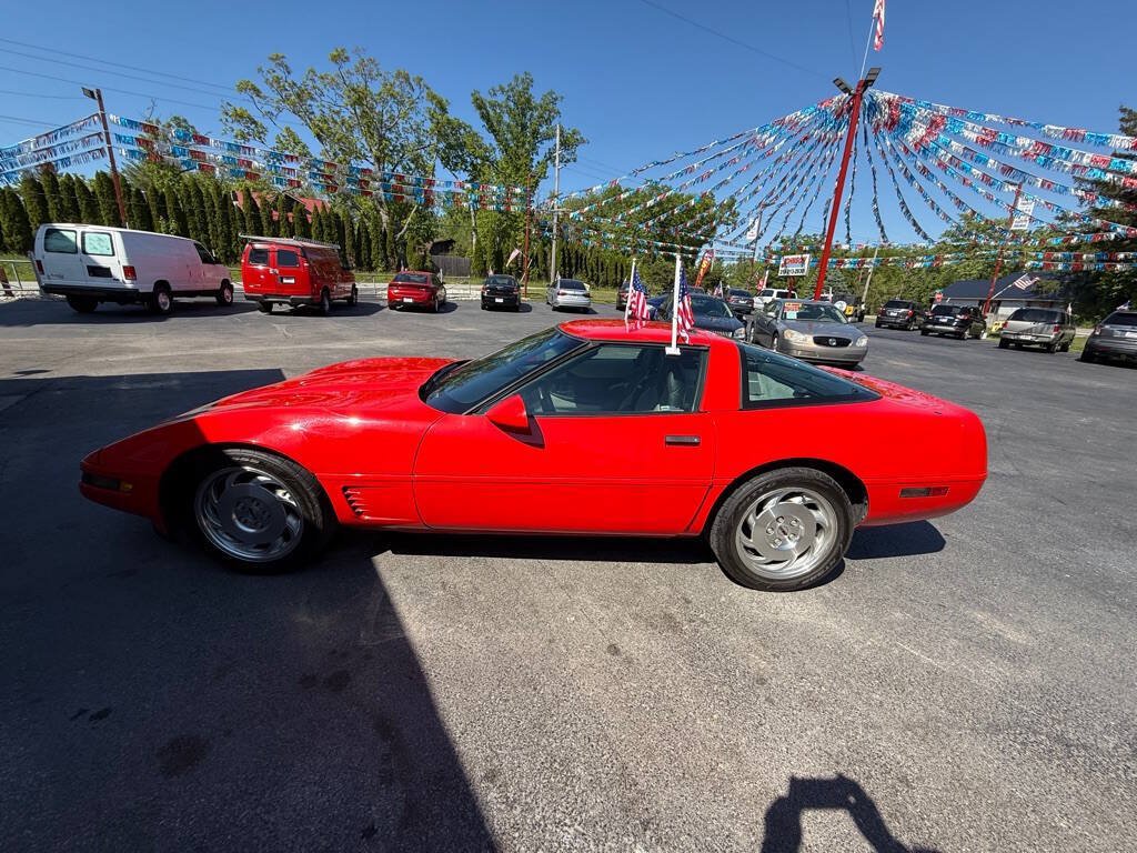 Used 1995 Chevrolet Corvette Coupe RWD image 6